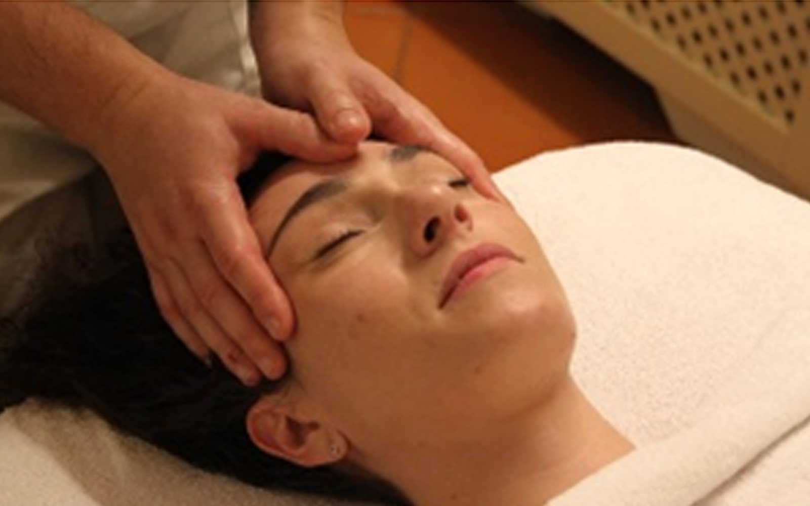 massaggio collo e viso